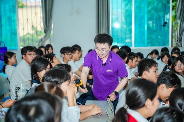 
西安市第四医院黄牛号贩子票贩子代网上预约代挂号电话企业主动创新公益模式 企业社会责任模式进入定制化时代