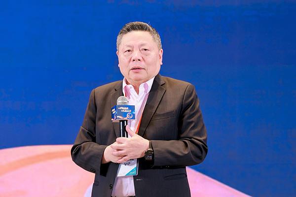 
广州市中医结合医院黄牛号贩子票贩子代网上预约代挂号电话“第七届肺癌多学科鹭岛大会TCE前沿论坛”聚焦小细胞肺癌前沿诊疗进展