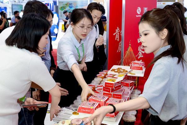 
上海市口腔医院黄牛号贩子票贩子代网上预约代挂号电话90 金标香辣鸡腿堡领衔，肯德基正式发布“质敬中国”产链协同高质量发展战略
