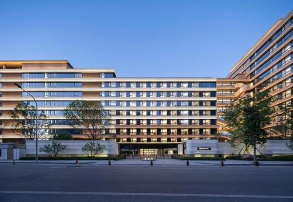 
空军军医大学唐都医院赵天智张治国国小龙杨三虎黄牛挂号电话中海康养打造北京养老新范式 央企在京首个开放式康养社区北京锦宸正式启幕