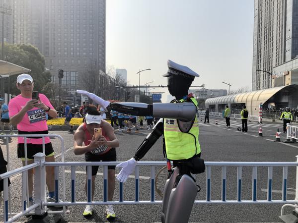上海第十人民医院黄牛号贩子票贩子代网上预约代挂号电话魔法原子这半年:春晚出圈后的产业韧性答卷